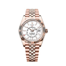 Rolex Sky-Dweller  Oyster, 42 mm, Everose gold watch